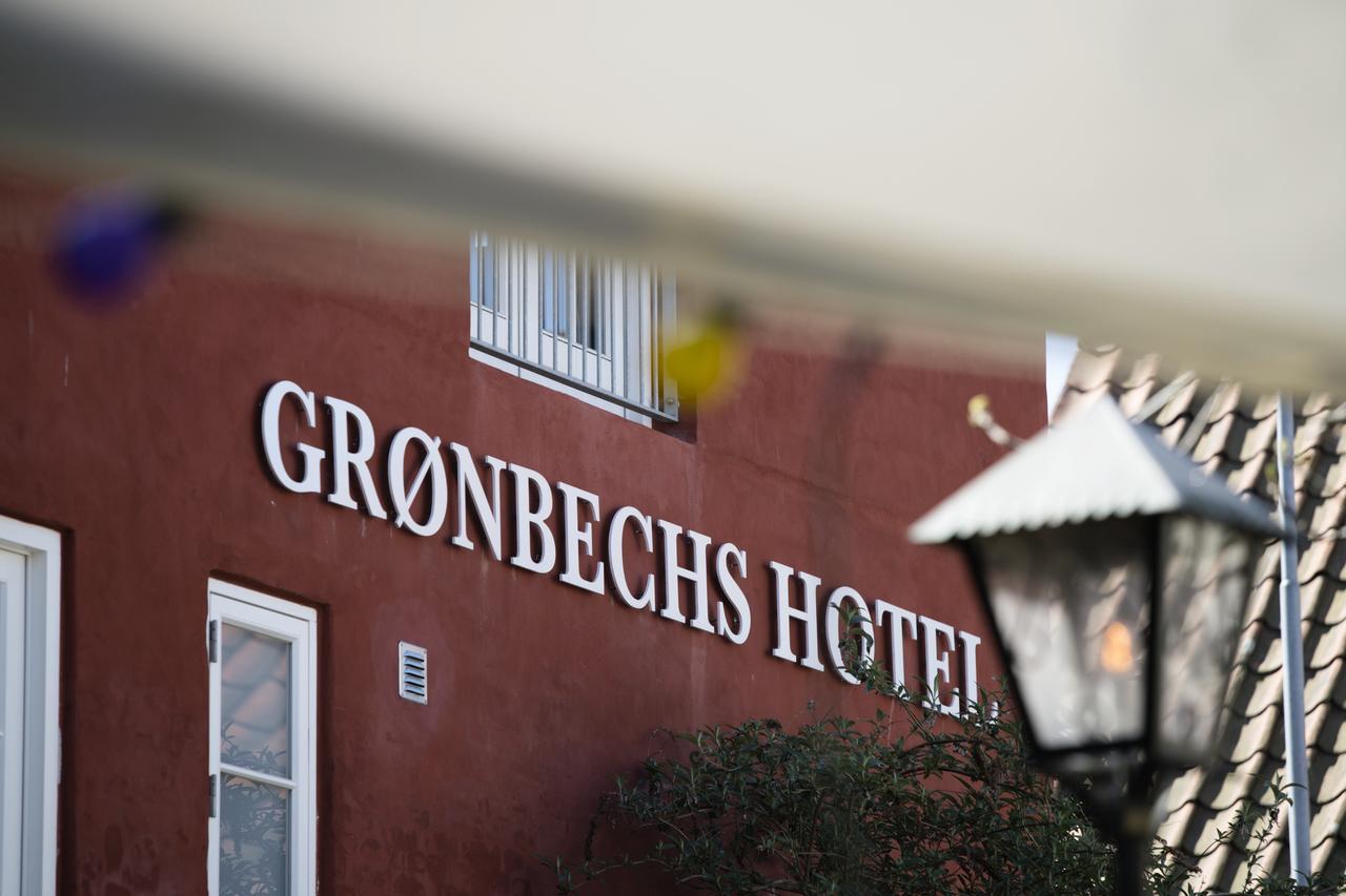 Gronbechs Hotel Allinge-Sandvig Exterior photo